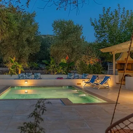 Villa Artana Razata